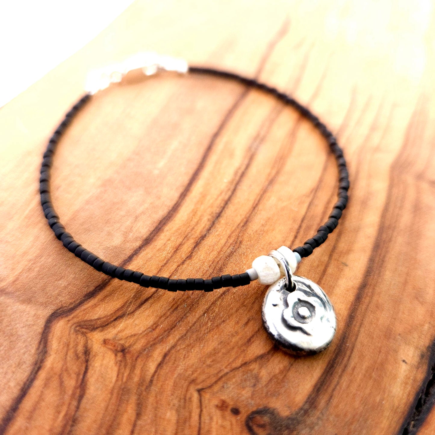 Bracelet breloque florale