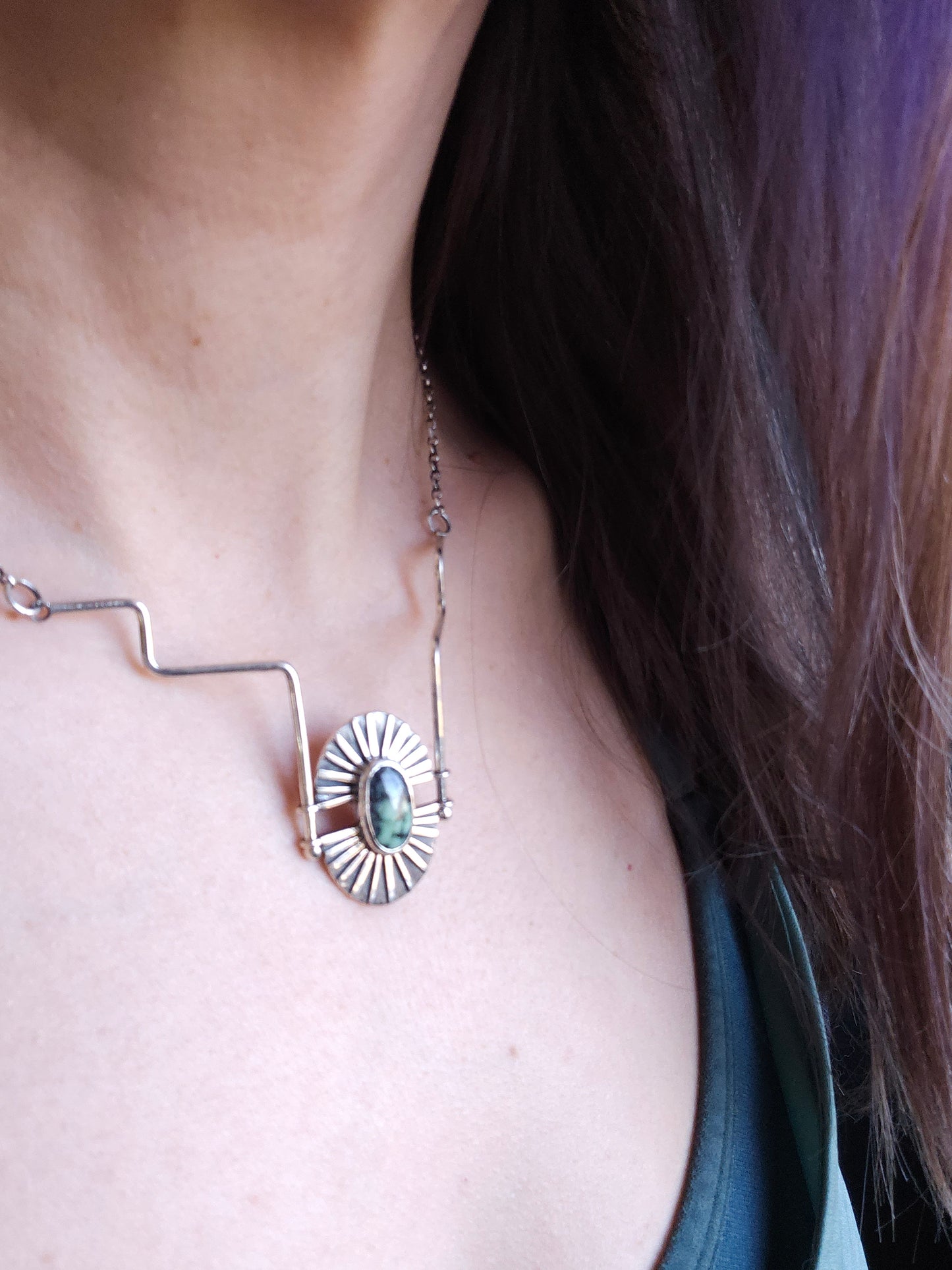 Bilịm, pendentif en argent Sterling et variscite