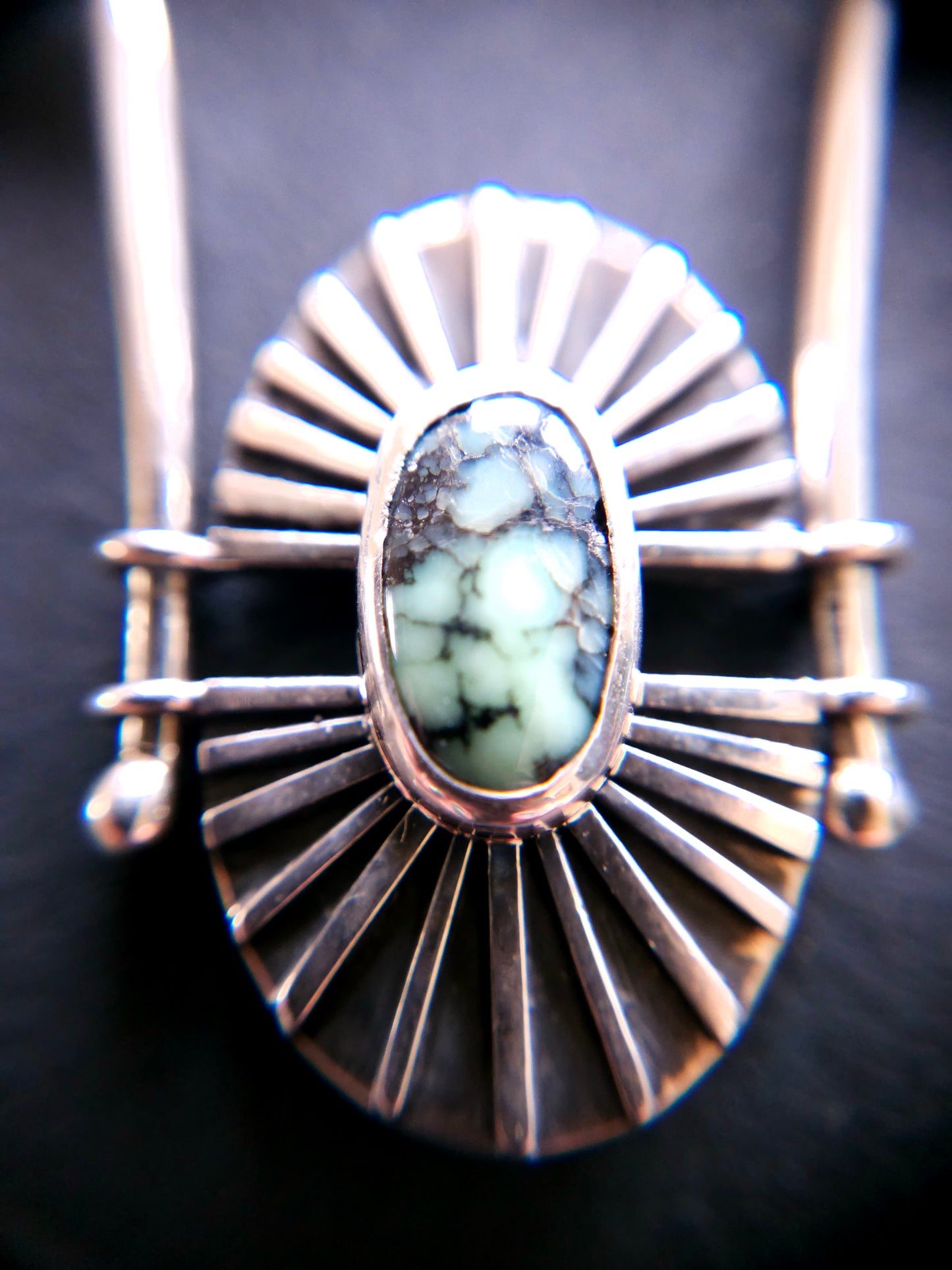 Bilịm, pendentif en argent Sterling et variscite