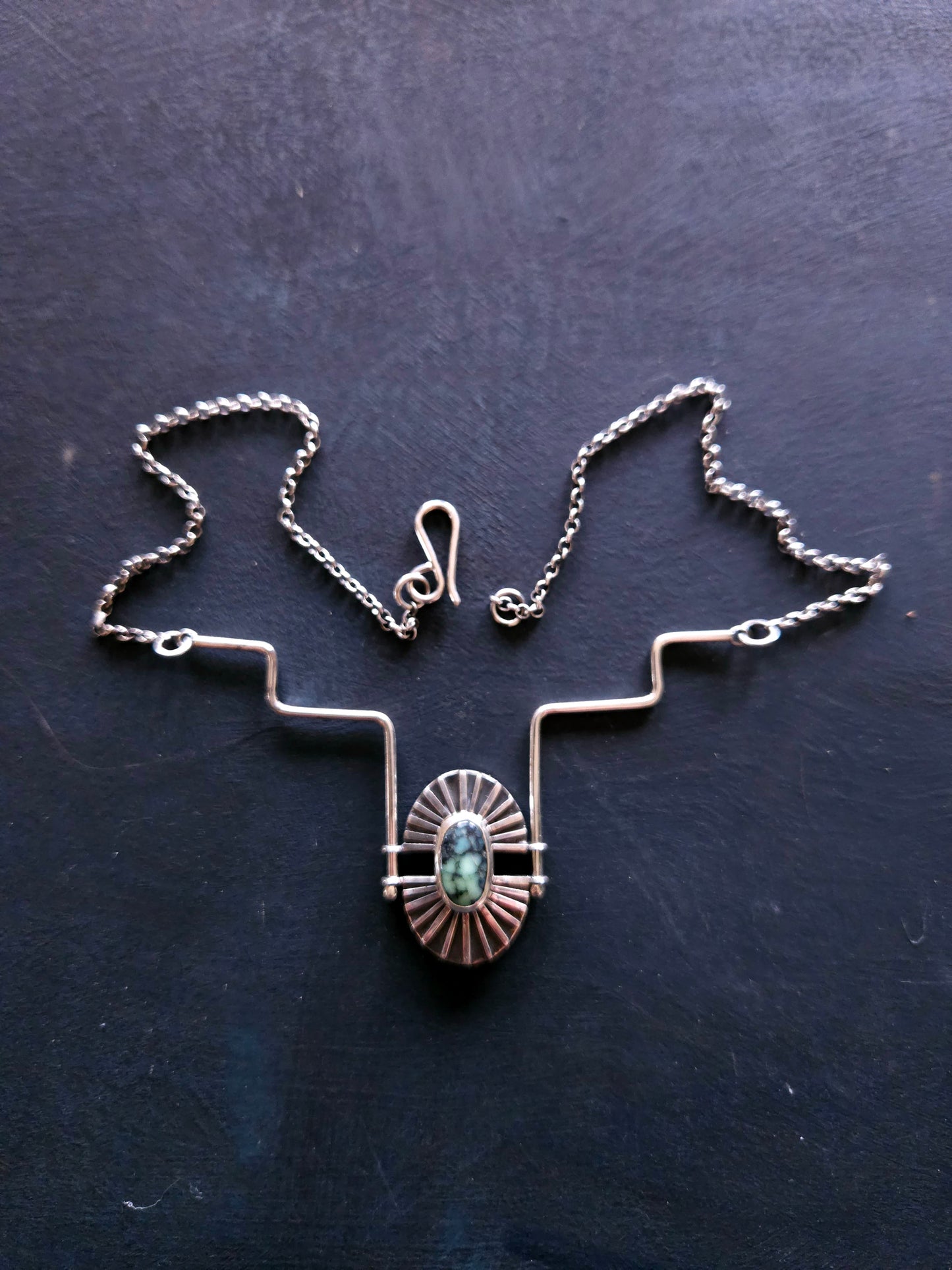 Bilịm, pendentif en argent Sterling et variscite