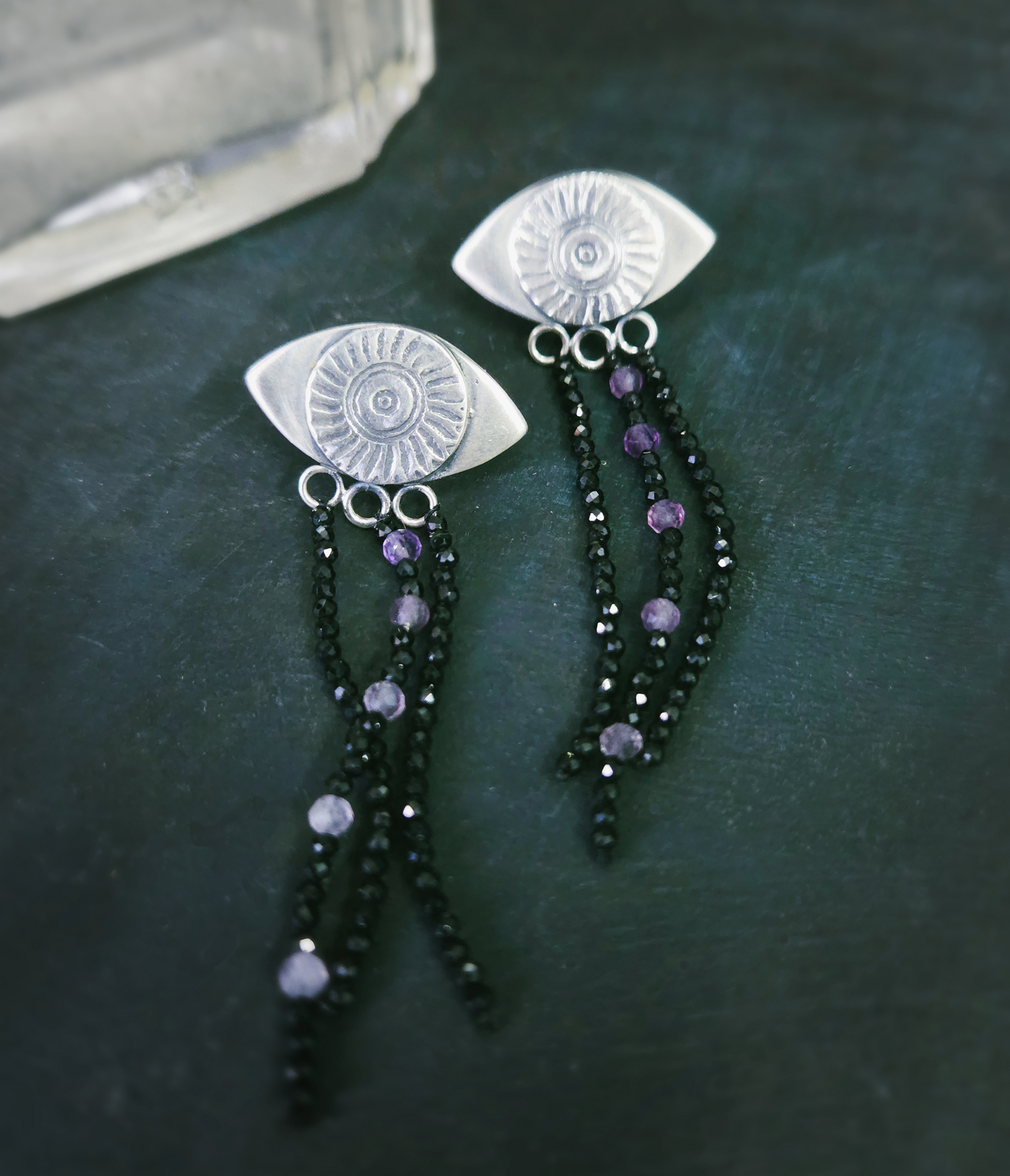 Boucles d'oreilles Oracle - Argent Sterling et rangs d'onyx et fluorite
