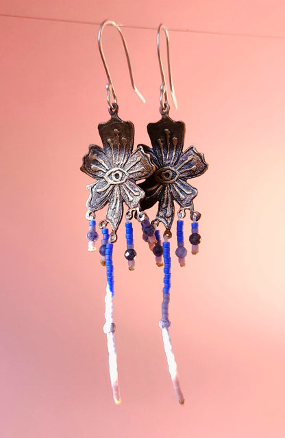 Boucles d'oreilles pendantes en bronze et perles Miyuki - Fleur imaginaire 1