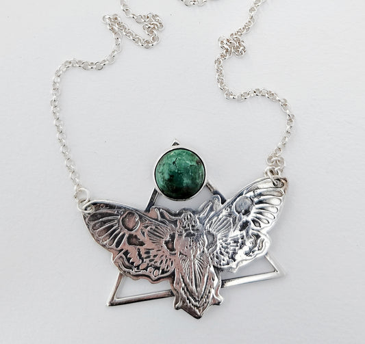 Collier Papillon de nuit